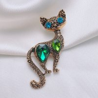XSB305 - Retro Green Kitten Crystal Brooch